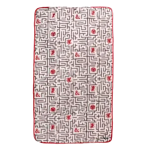 Dungeons & Dragons Maze Packable Blanket