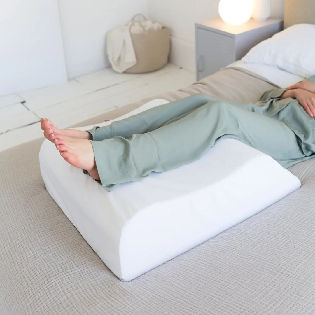 Putnams Leg Pillow - Elevation Support Wedge