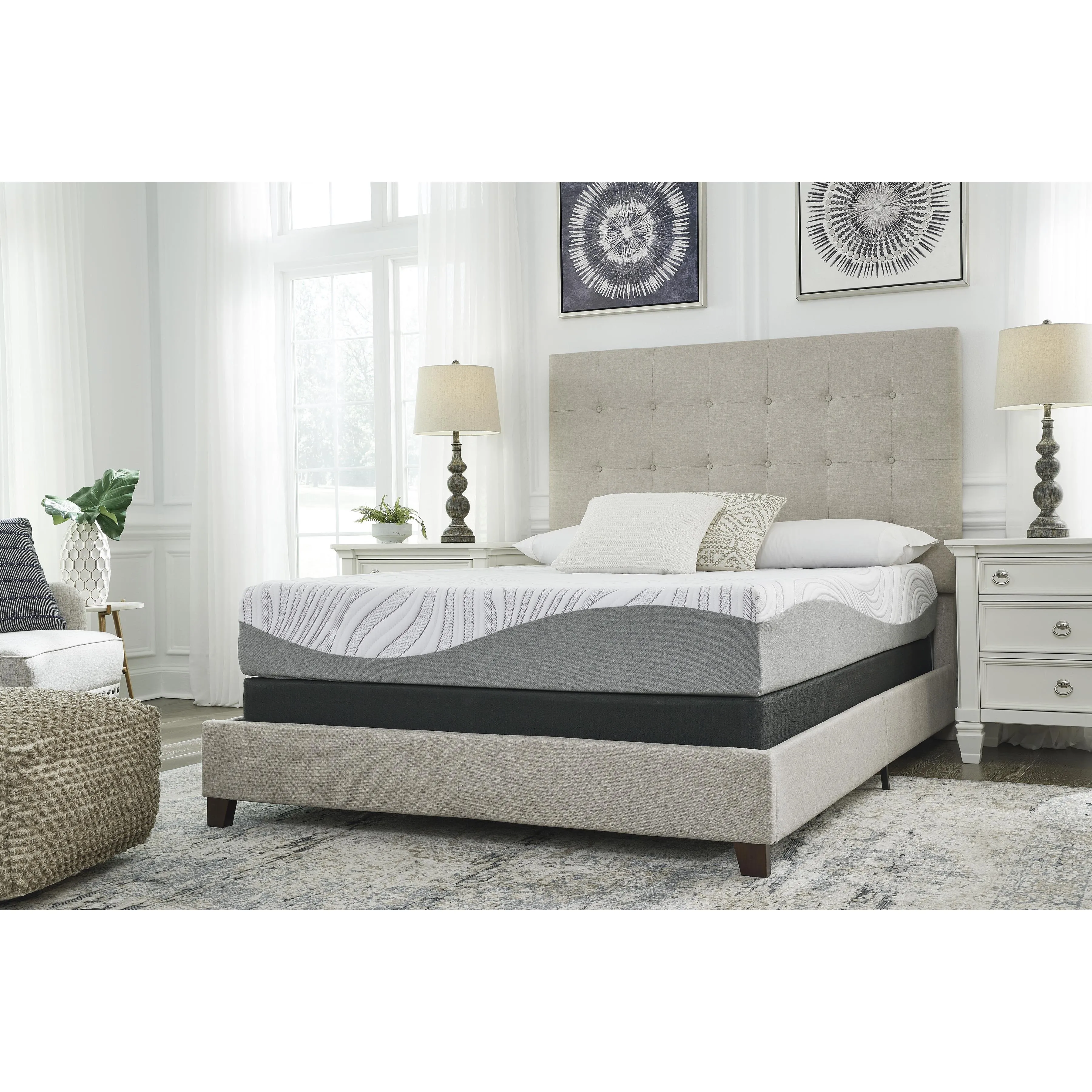 Sierra Sleep 10 Inch Memory Foam M59231 Queen Mattress