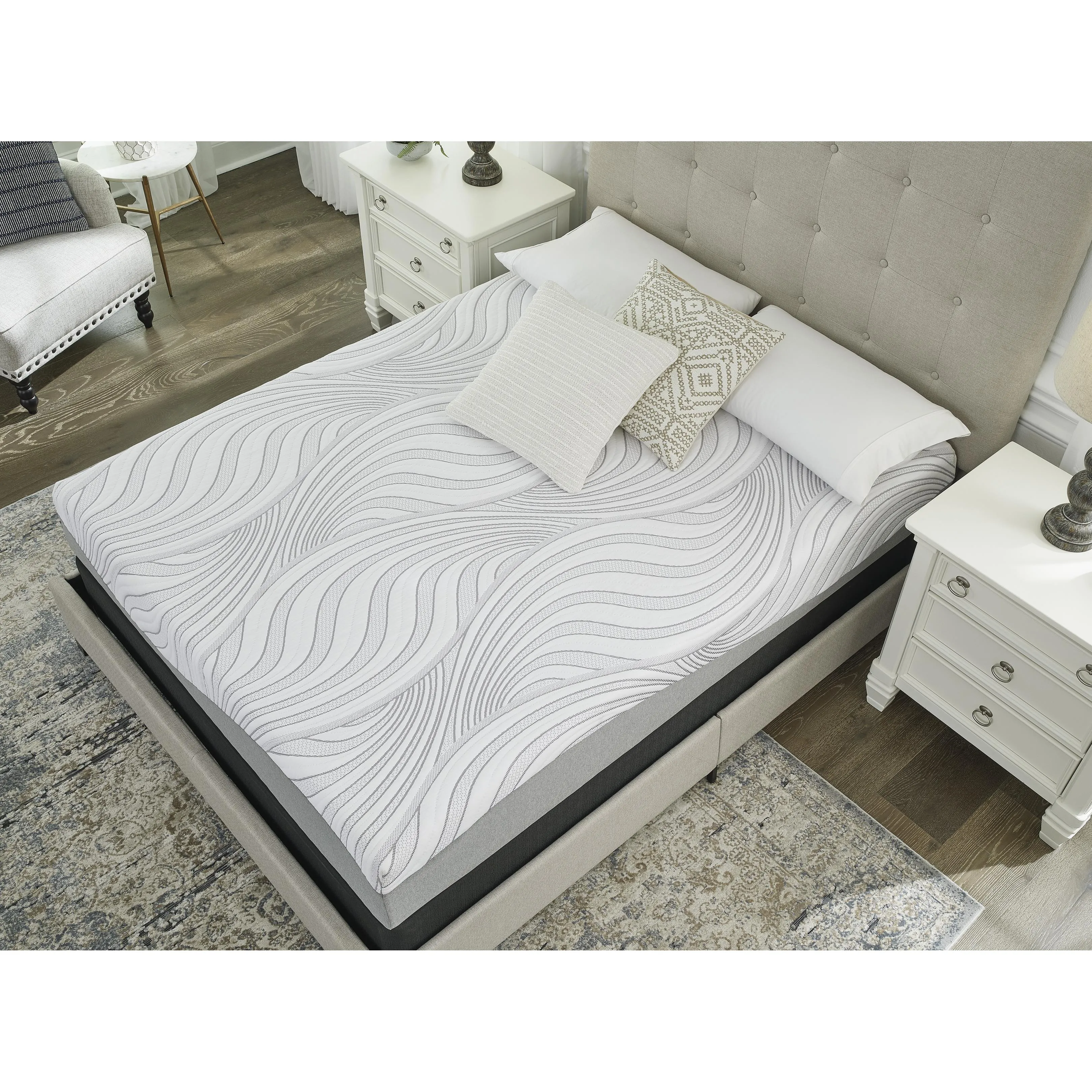 Sierra Sleep 10 Inch Memory Foam M59231 Queen Mattress